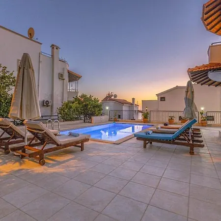 וילה 3 Bedroom With Large Pool Area And Top Floor Panoramic Views